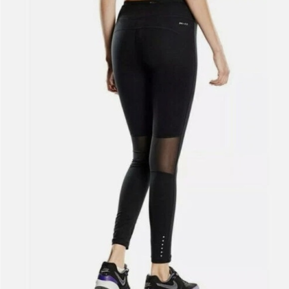 Nike Women's Epic Run Tight Fit Black Running Tight 872261-011 Size Medium - Picture 2 of 14